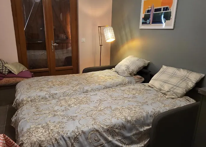 Logement Proche De Bordeaux, Route Des Chateaux